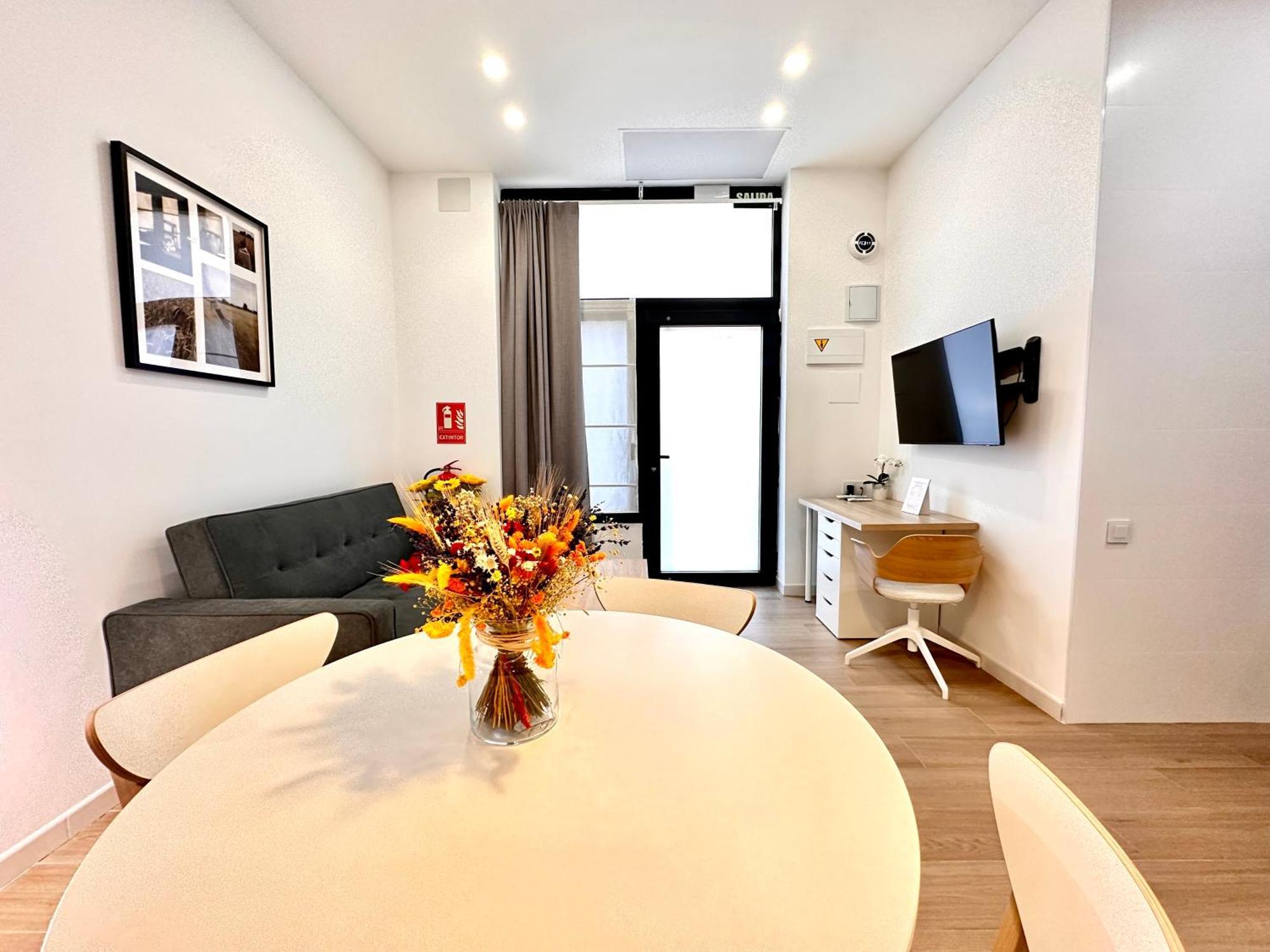 Valentia Beachside Modern Style Valencia